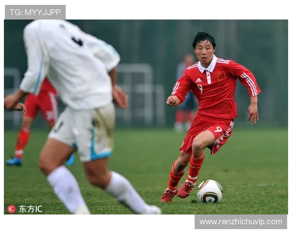 足球明星个人档案揭秘：从青涩少年到世界顶级球星的成长之路